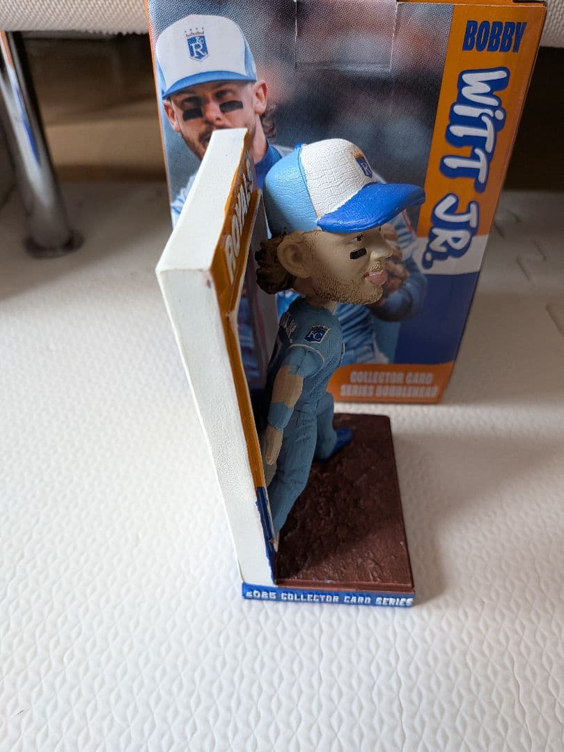 ボブルヘッド　ボビー・ウィットJr. 球場配布　コレクターカードシリーズ