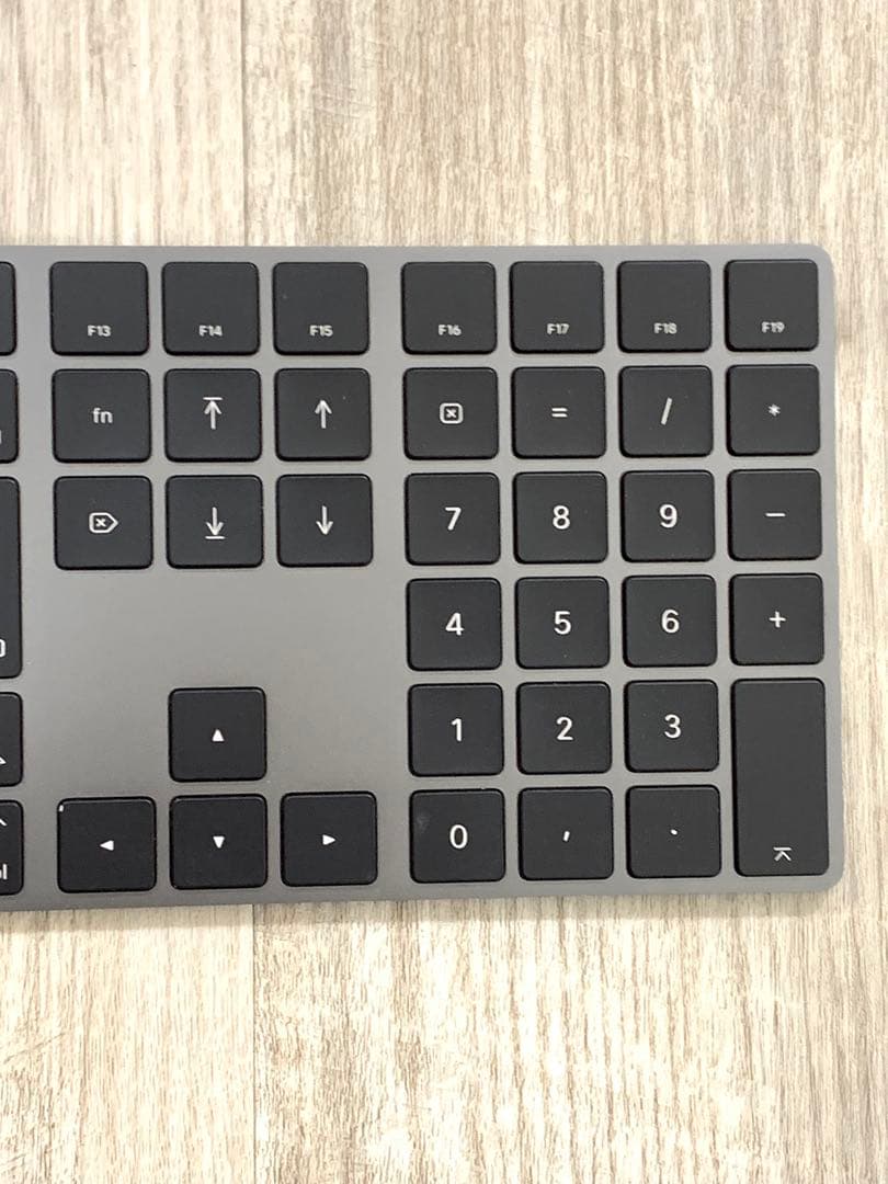 X13 Apple magic keyboard A1843 日本語 ブラック