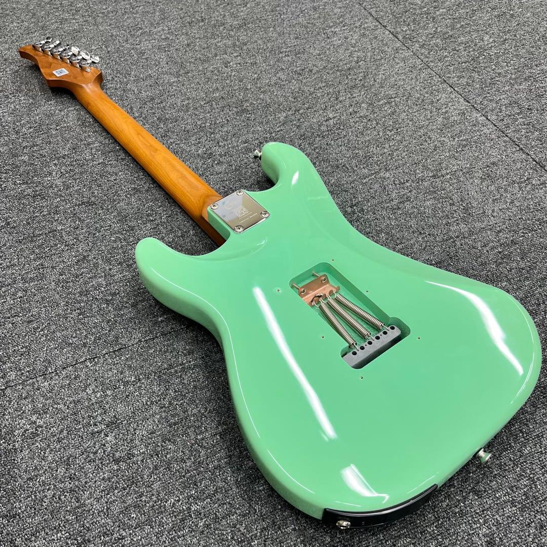 【11631】Mooer S800 GTRS エレキギター