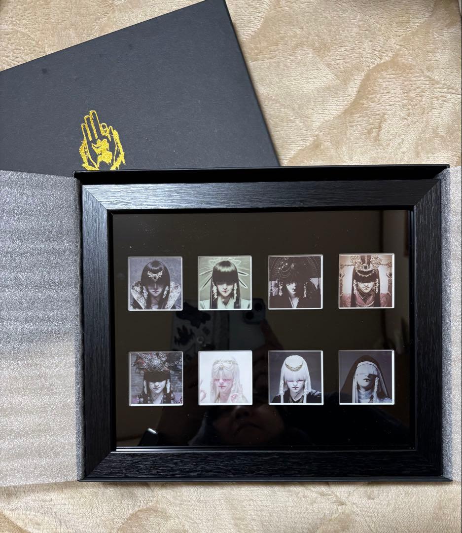 真天地開闢集団ジグザグ　歴代命様　透明板　アクリルバッジ