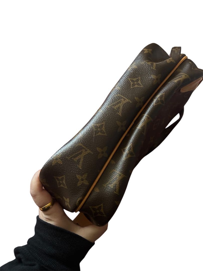 LOUIS VUITTON ショルダーバッグ ブラウン