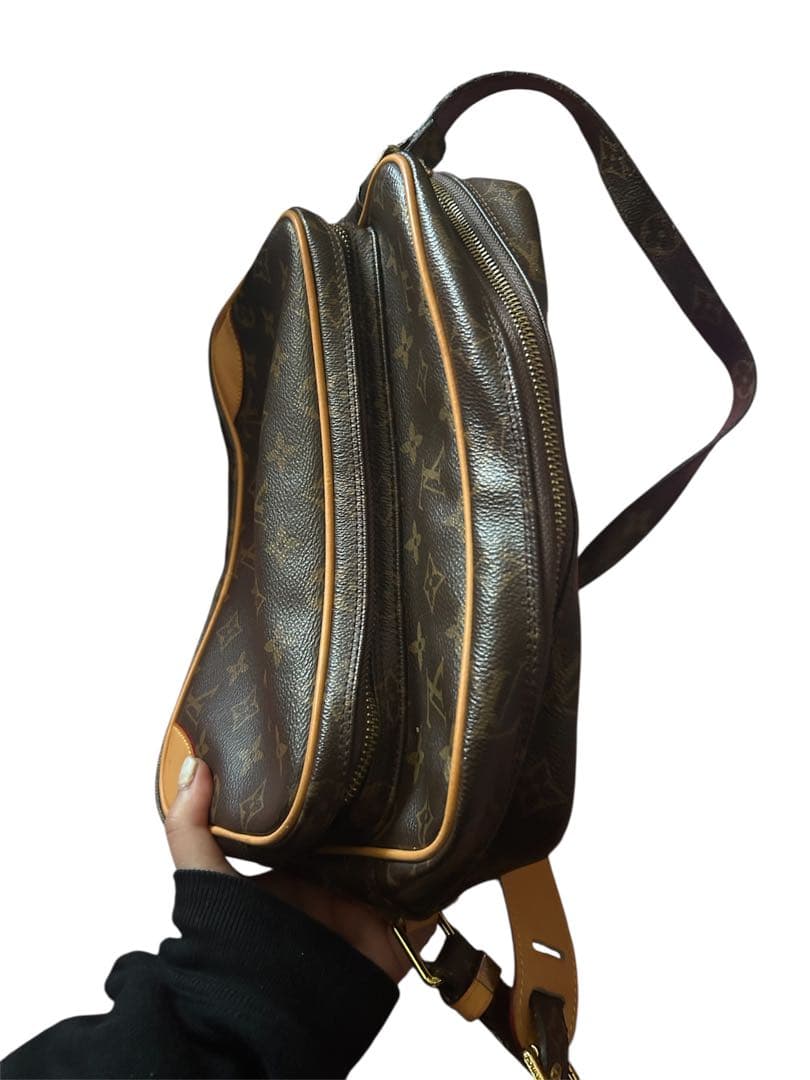 LOUIS VUITTON ショルダーバッグ ブラウン