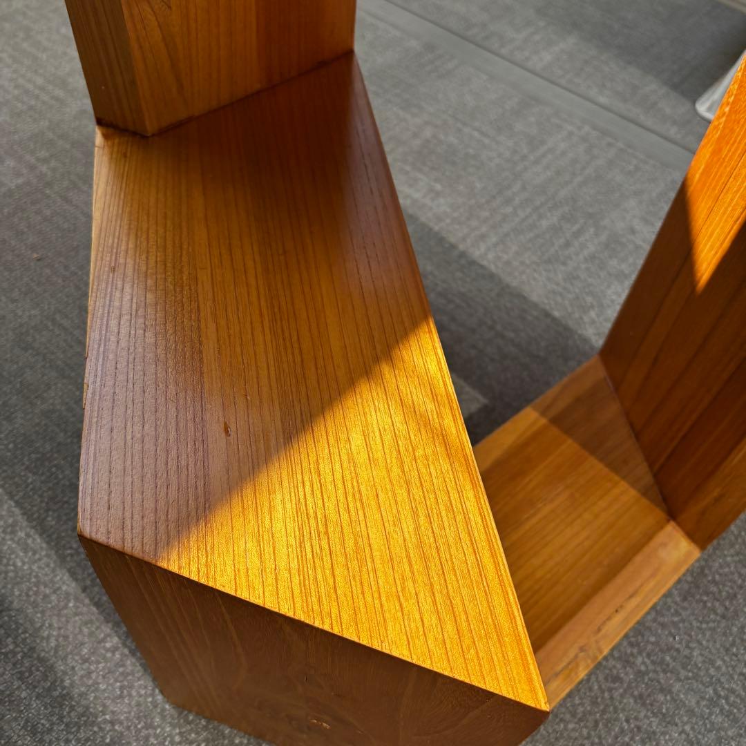 無垢材 スツール 踏み台 建築的デザイン ミッドセンチュリー 北欧モダン ギター