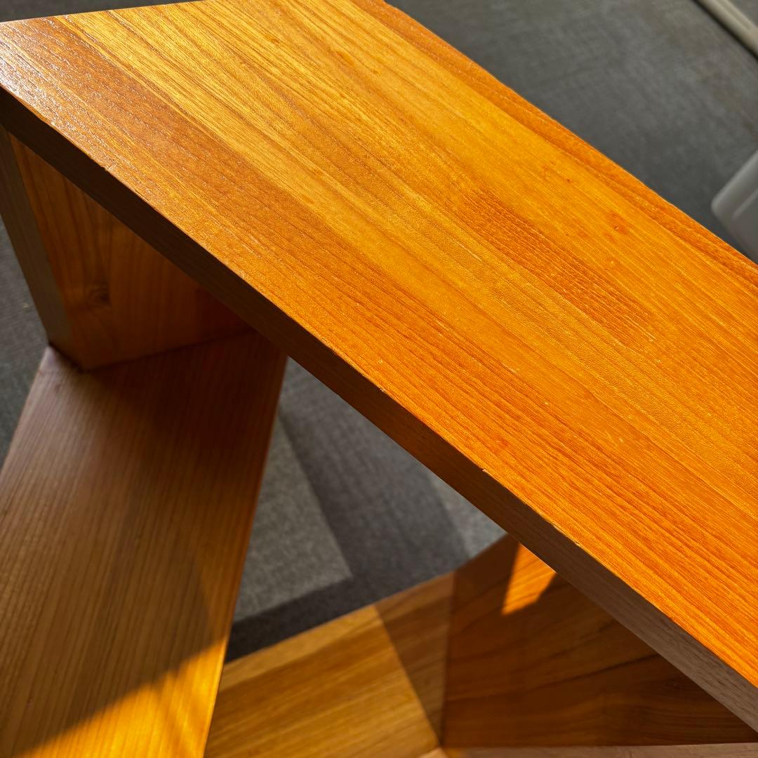 無垢材 スツール 踏み台 建築的デザイン ミッドセンチュリー 北欧モダン ギター