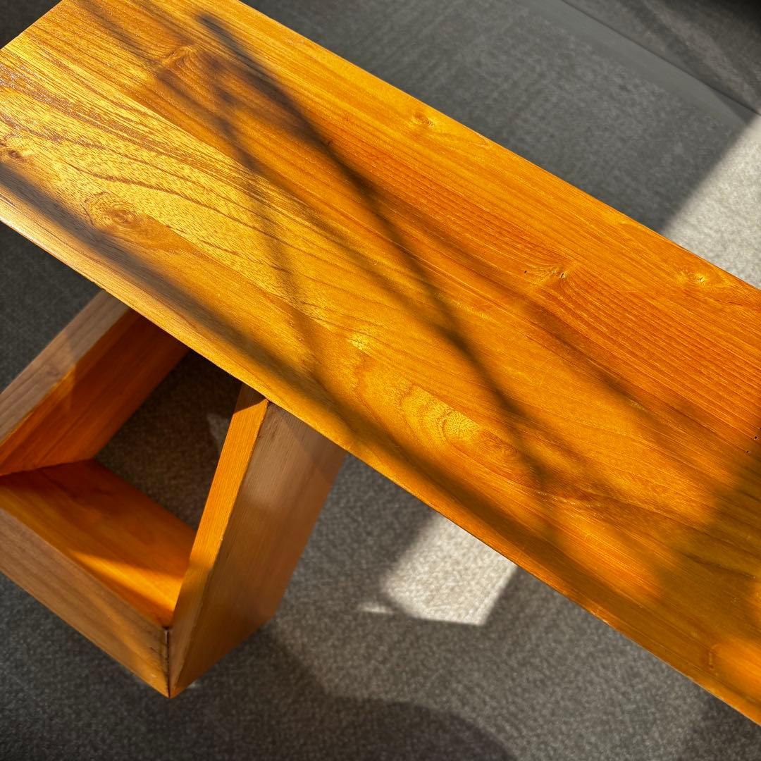 無垢材 スツール 踏み台 建築的デザイン ミッドセンチュリー 北欧モダン ギター