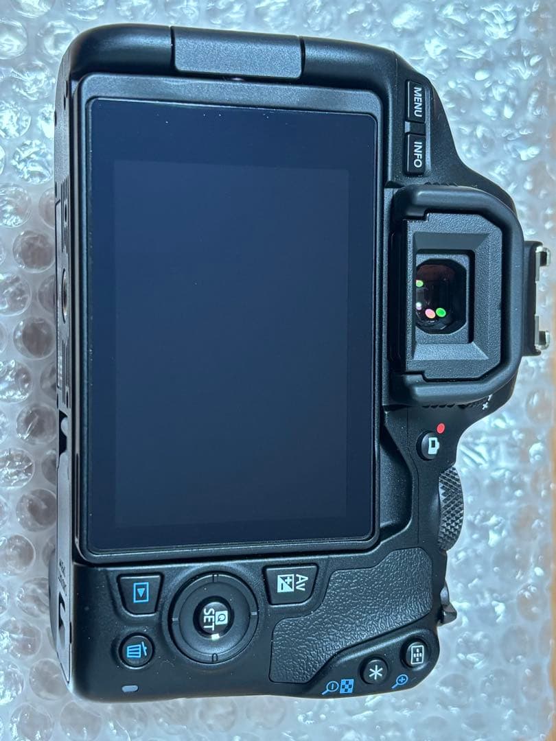 ［美品］Canon EOS Kiss X10 デジタル一眼レフカメラ