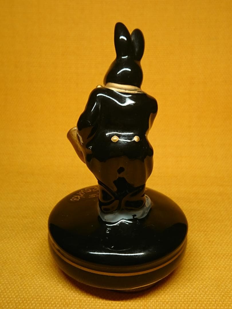 ウサギ　黒兎　オルゴール　陶器　置物　インテリア　工芸品　美術品　A2917