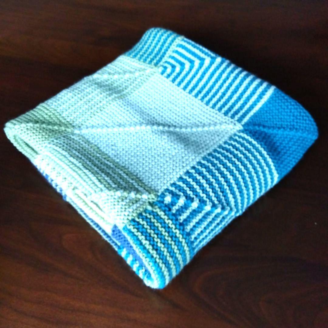 モチーフ編みブランケット マルチカバー　ブルー系