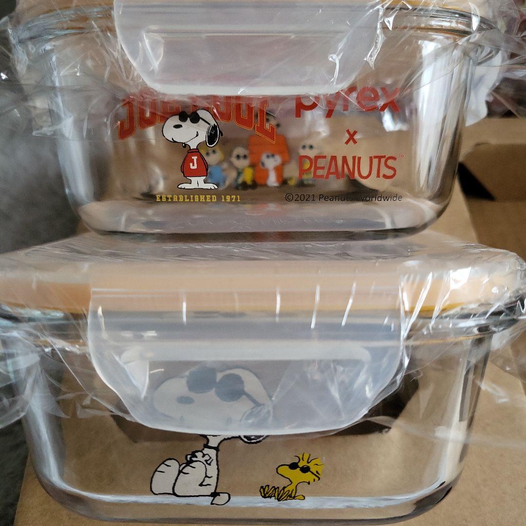 新品☆パイレックススヌーピー耐熱ガラス密閉容器セット