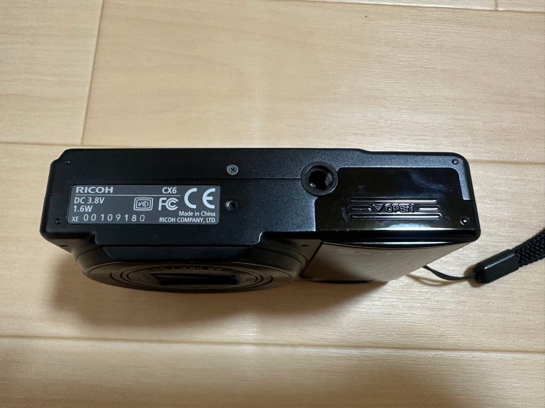 【ピヨヒコ】リコー CX6 コンパクトデジタルカメラ