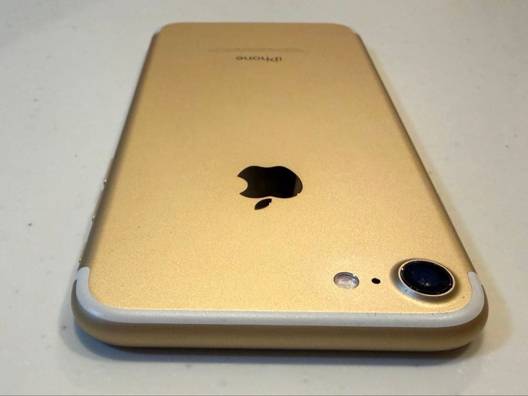 iPhone 7 ゴールド 32GB 本体