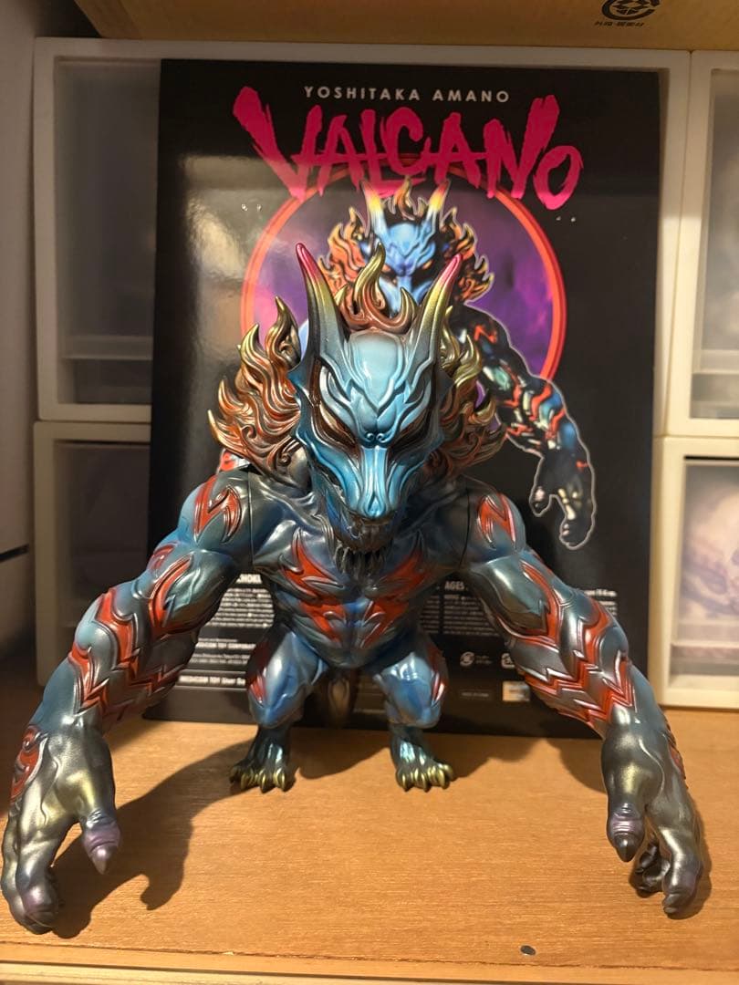 Gallery by Amplifier VALCANO 天野喜孝　ソフビ