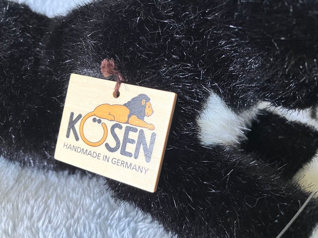 KOSEN ケーセン 寝そべり 猫 ぬいぐるみ 黒白 未使用品