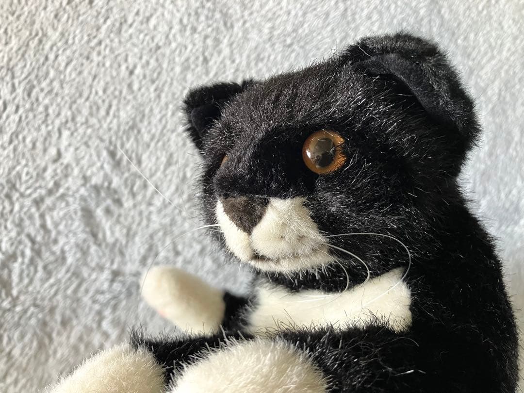 KOSEN ケーセン 寝そべり 猫 ぬいぐるみ 黒白 未使用品