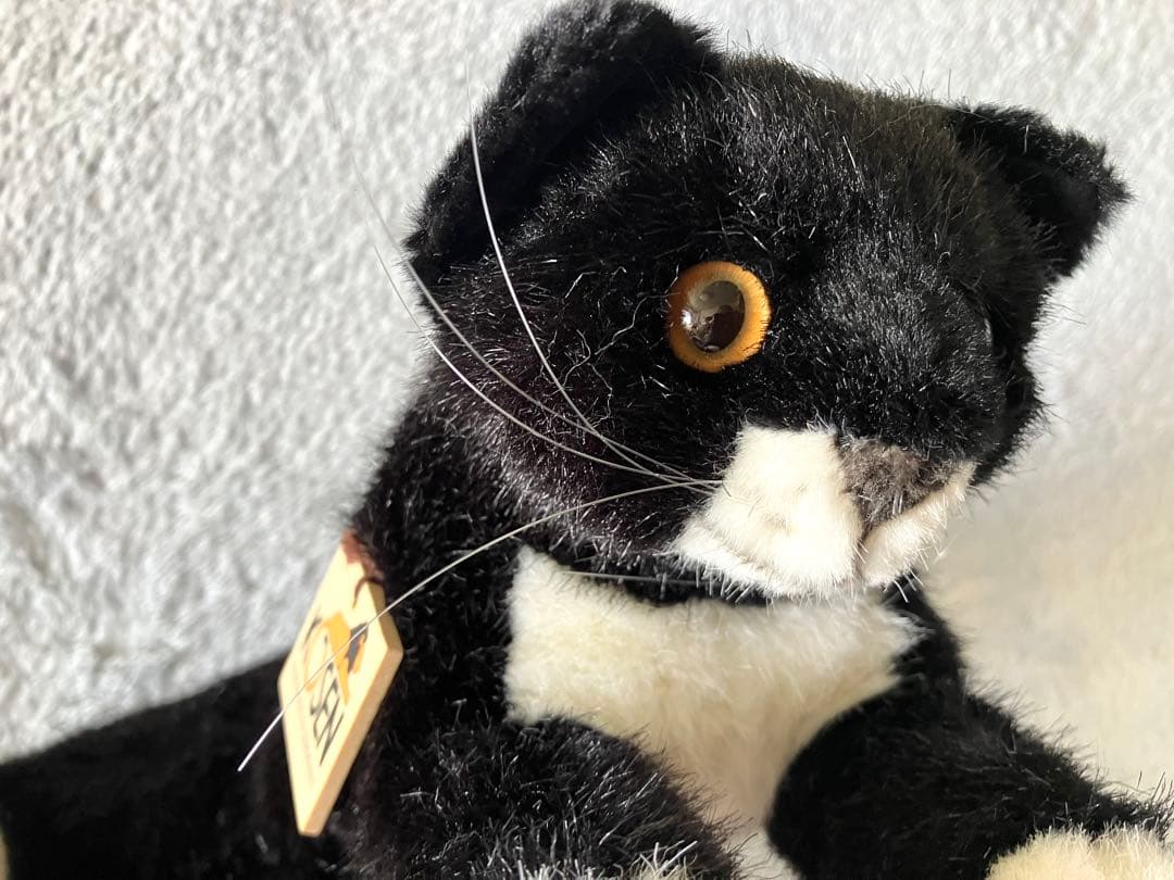 KOSEN ケーセン 寝そべり 猫 ぬいぐるみ 黒白 未使用品