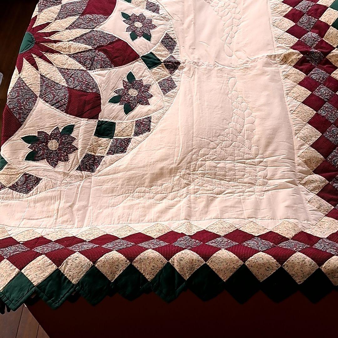 花柄キルトベッドカバー　ソファーカバー　ハンドメイド作品　マルチカバー