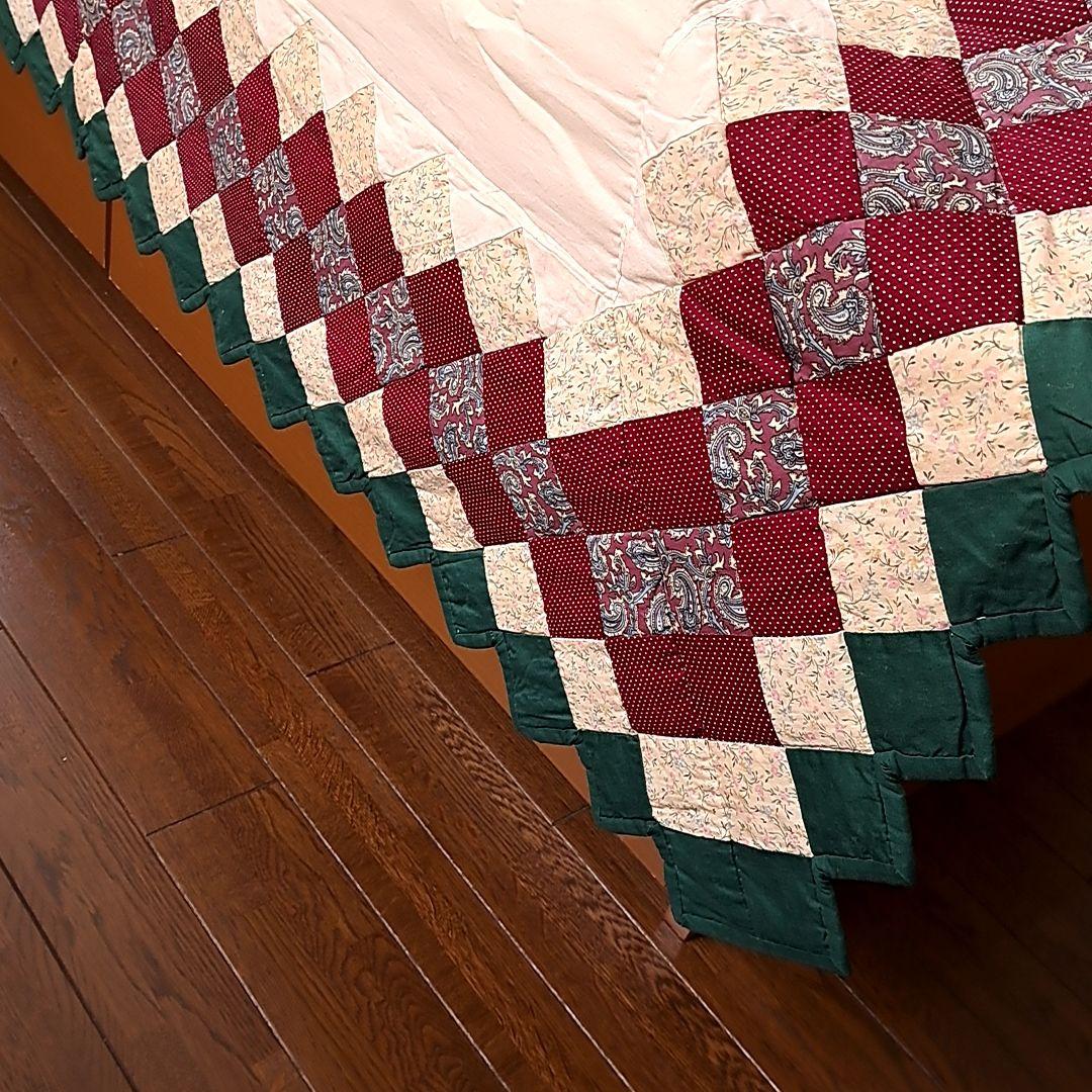 花柄キルトベッドカバー　ソファーカバー　ハンドメイド作品　マルチカバー