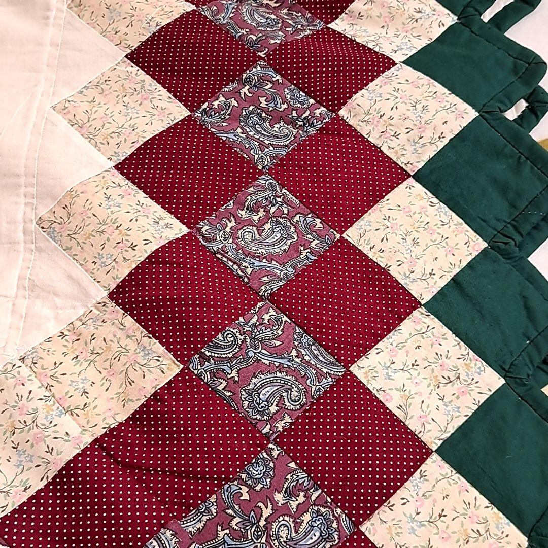 花柄キルトベッドカバー　ソファーカバー　ハンドメイド作品　マルチカバー