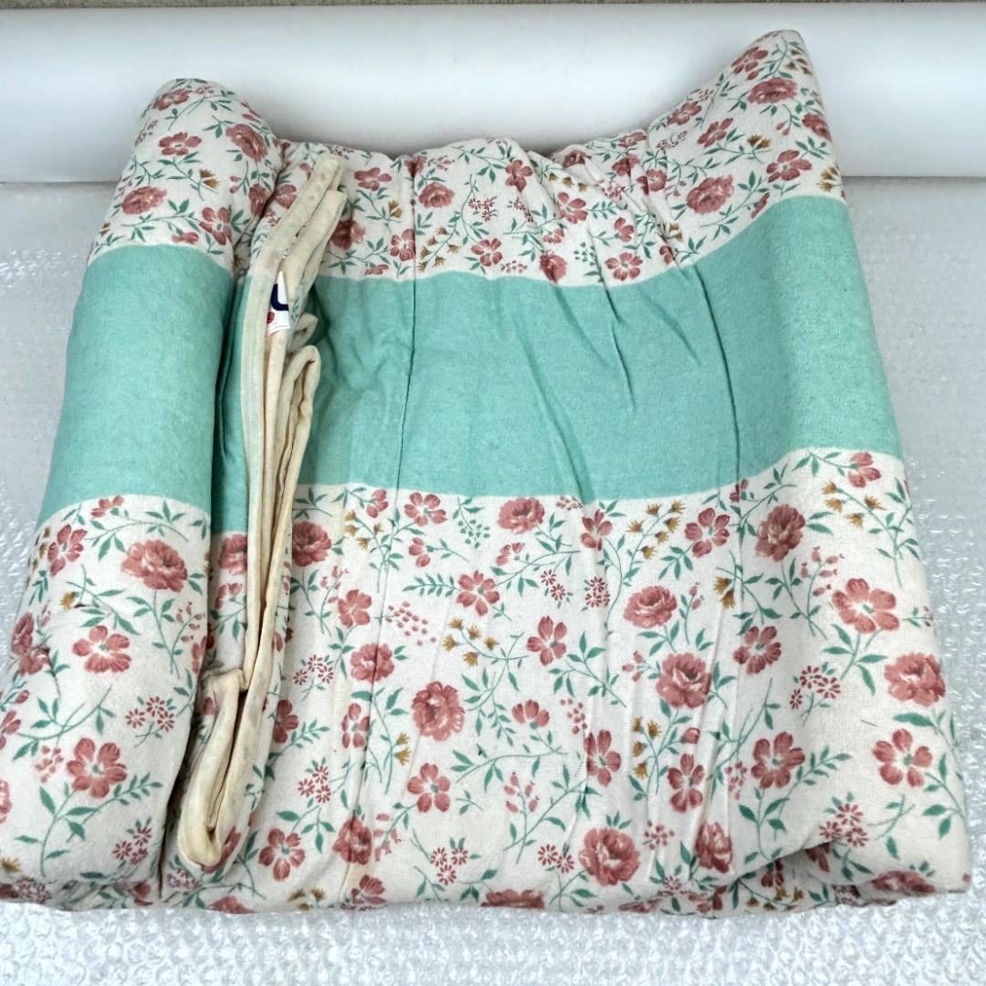 【新品未使用】西川産業　合繊掛ふとん　キルトケット　2枚組　モルコムローズ