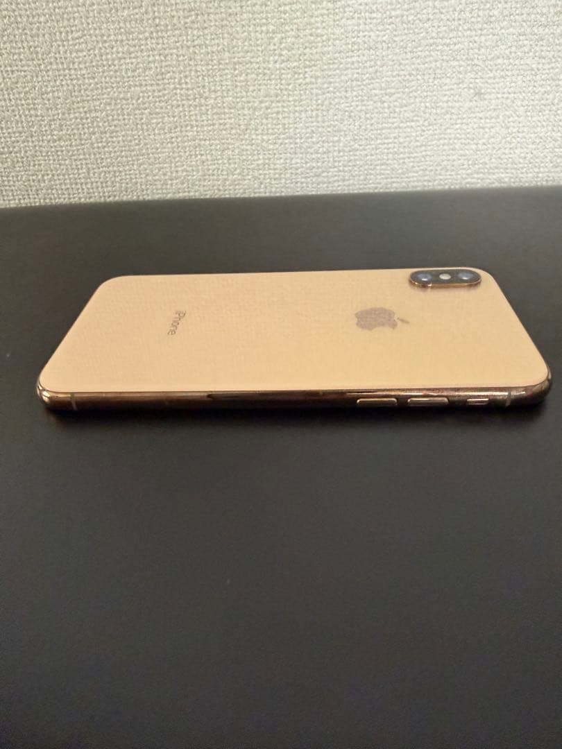 iPhone XS 256GB ひび割れあり