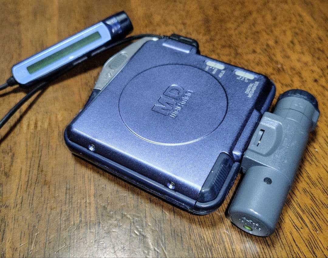 （最終値下げ）美品ソニー MDウォークマン MEGABASS MZ-E44