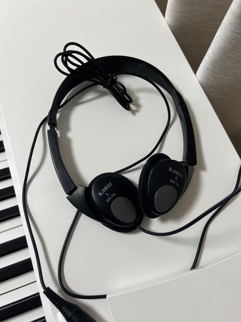 エルモ　25年製Kawai 電子ピアノ KDP75W ホワイト 88鍵