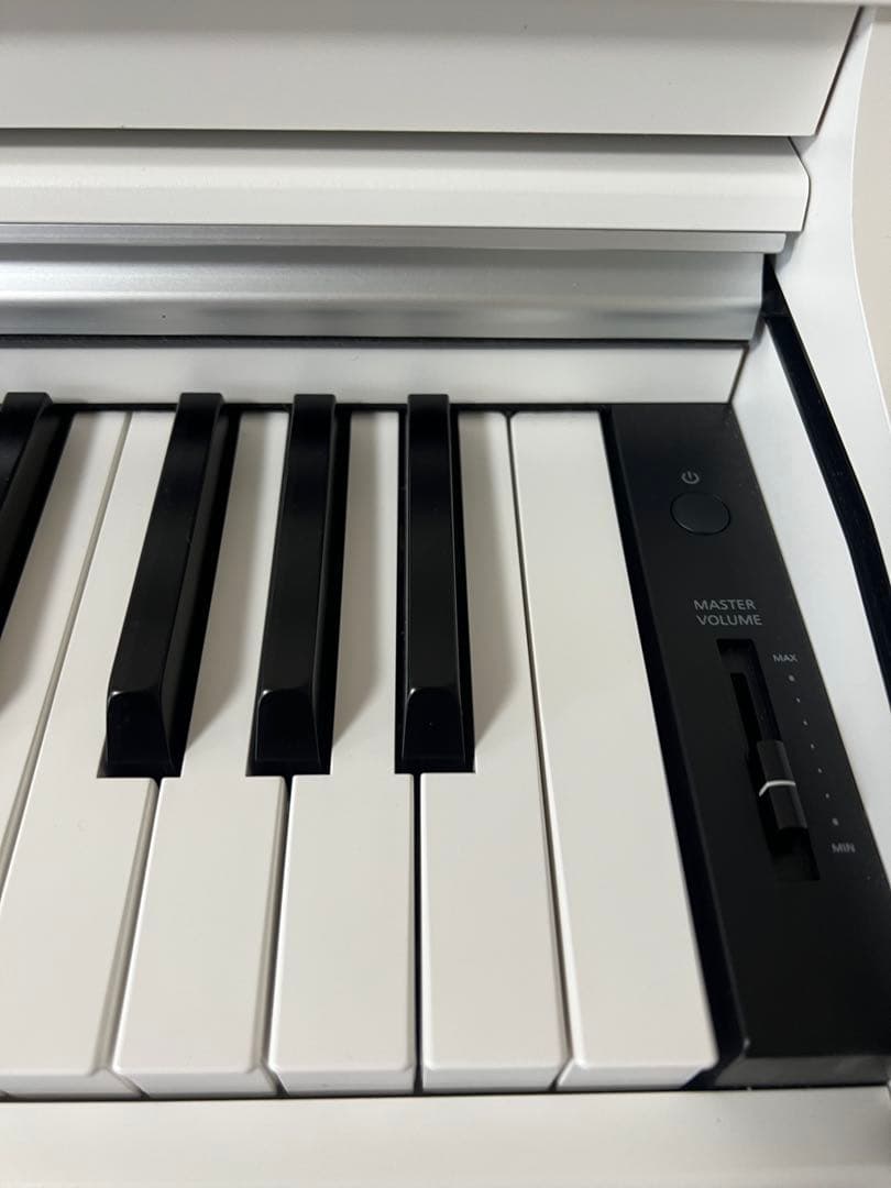 エルモ　25年製Kawai 電子ピアノ KDP75W ホワイト 88鍵