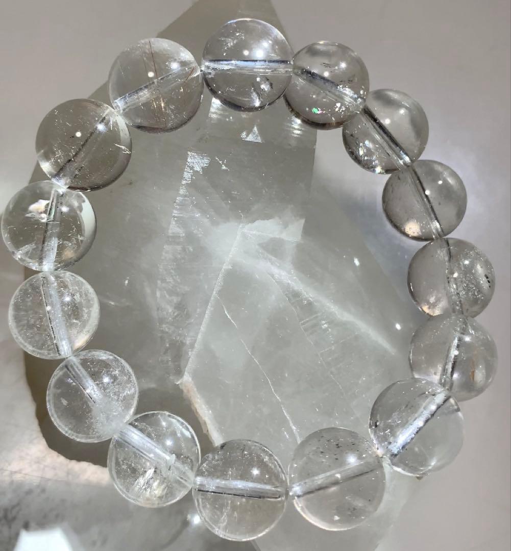 ヒマラヤマニカラン産水晶　ブレスレット　ルチル入り　レインボー