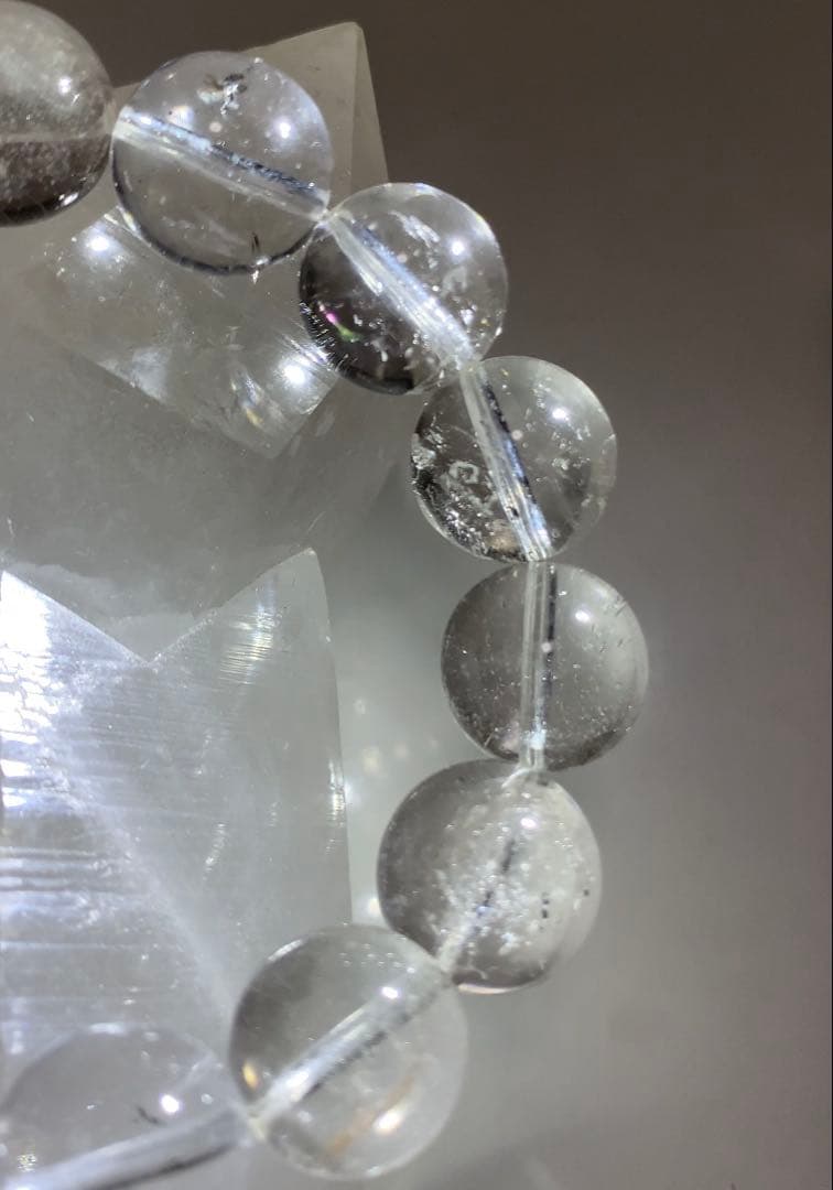 ヒマラヤマニカラン産水晶　ブレスレット　ルチル入り　レインボー