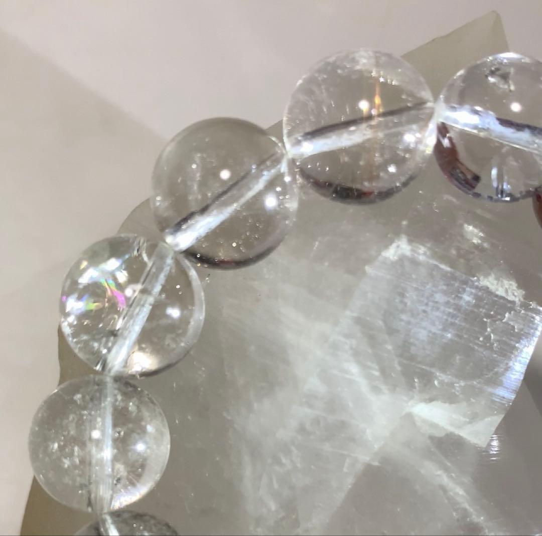 ヒマラヤマニカラン産水晶　ブレスレット　ルチル入り　レインボー