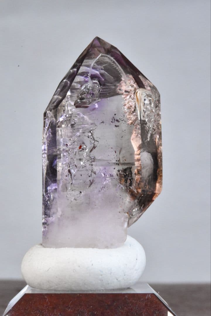 ナミビア ゴボボセブ産 アメジストエレスチャル水入り