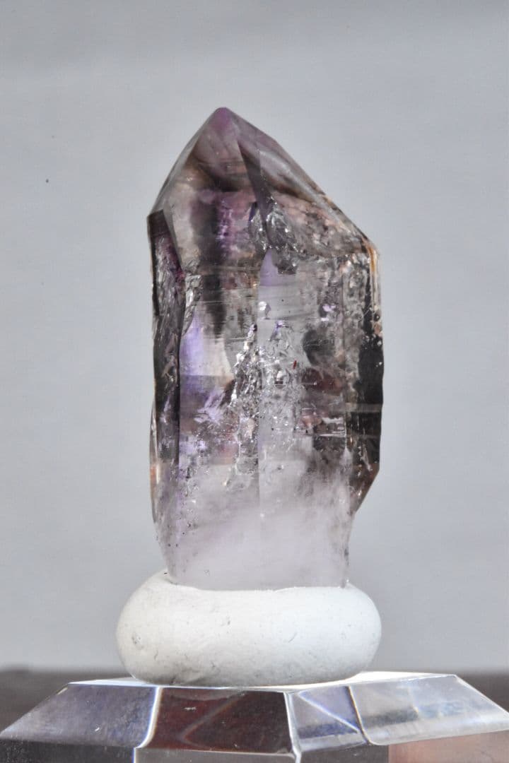 ナミビア ゴボボセブ産 アメジストエレスチャル水入り