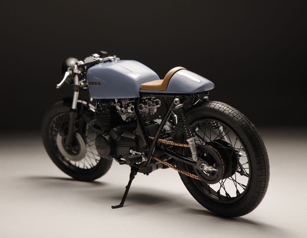 アオシマ 1/12 CB400FOUR カフェ仕様 全塗装完成品