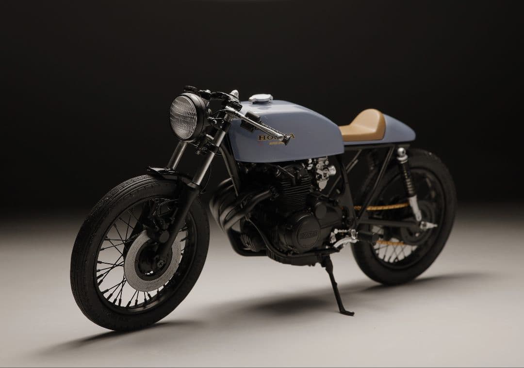 アオシマ 1/12 CB400FOUR カフェ仕様 全塗装完成品
