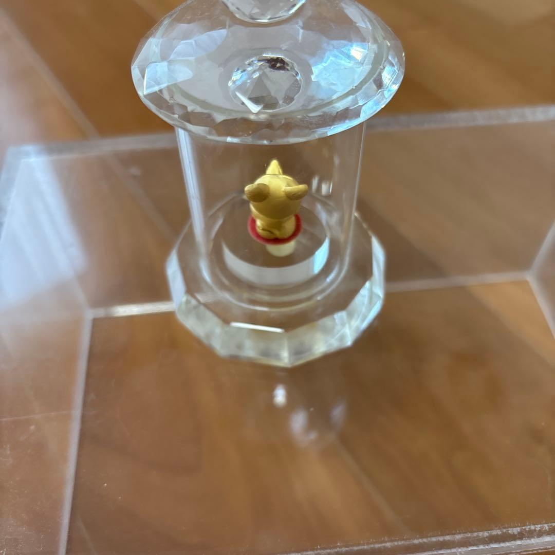 クリスタルガラスのねずみの置物