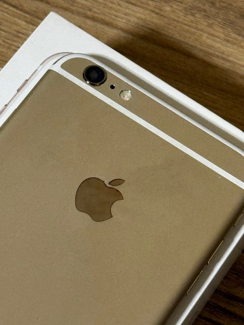 iPhone 6s Plus 64GB ゴールド