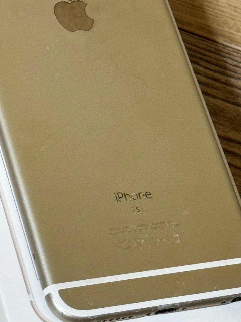 iPhone 6s Plus 64GB ゴールド