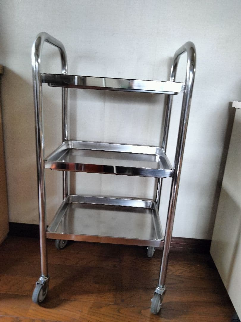 ①鍼灸 ステンレスワゴン ３段 医療用