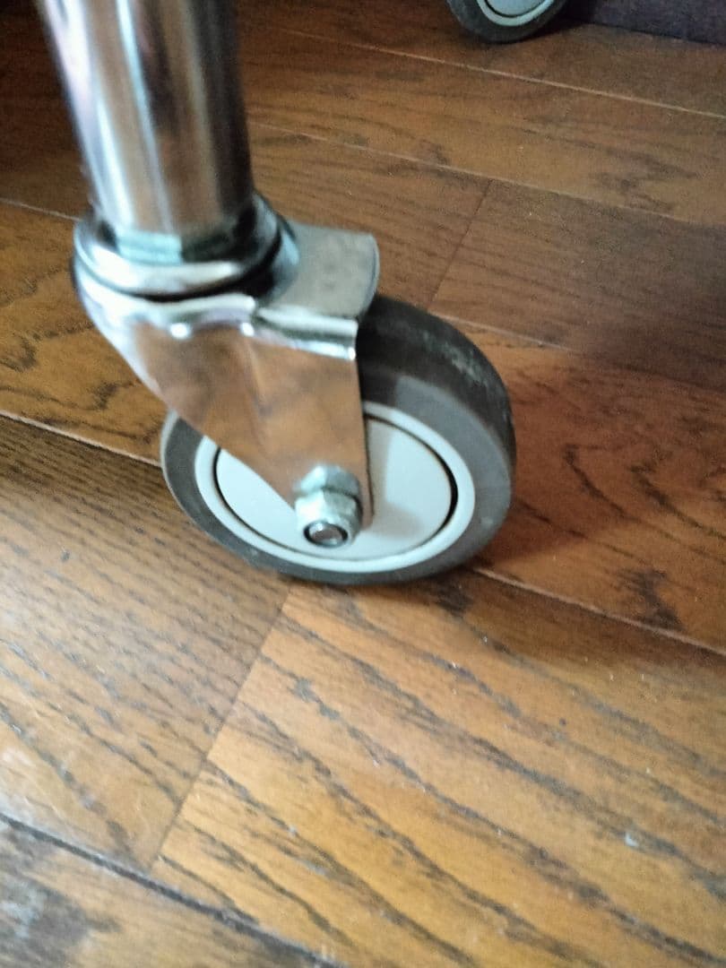 ①鍼灸 ステンレスワゴン ３段 医療用