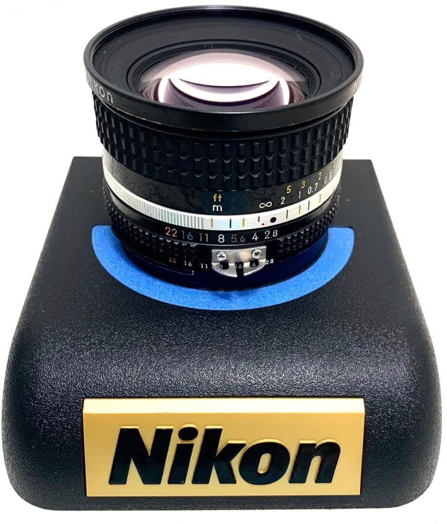 Nikon ai-s Nikkor 20mm f/2.8 単焦点 c0001