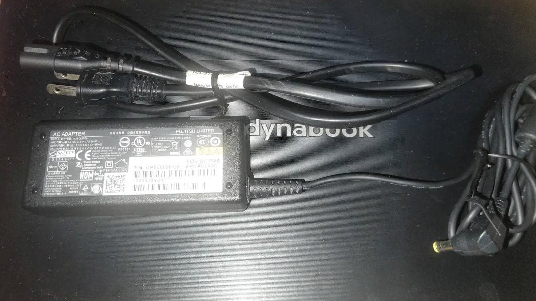 dynabook CPU：Corei510210U1.6GHz メモリ8GB