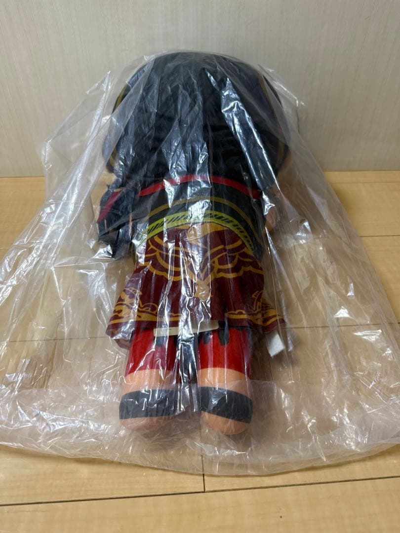 ツイステ メガジャンボ 寝そべりぬいぐるみ ジャミル・バイパー