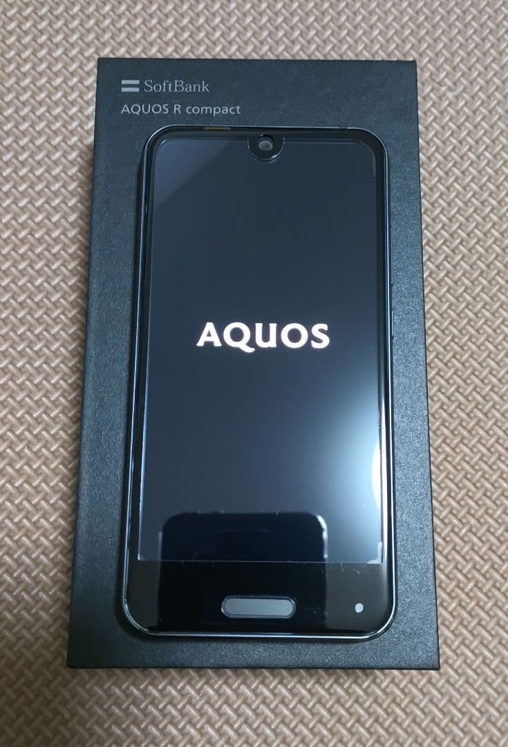 AQUOS R compact 未使用近い BLACK (ジャンク)