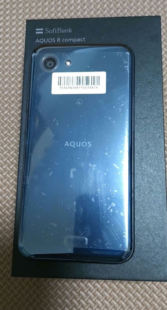 AQUOS R compact 未使用近い BLACK (ジャンク)