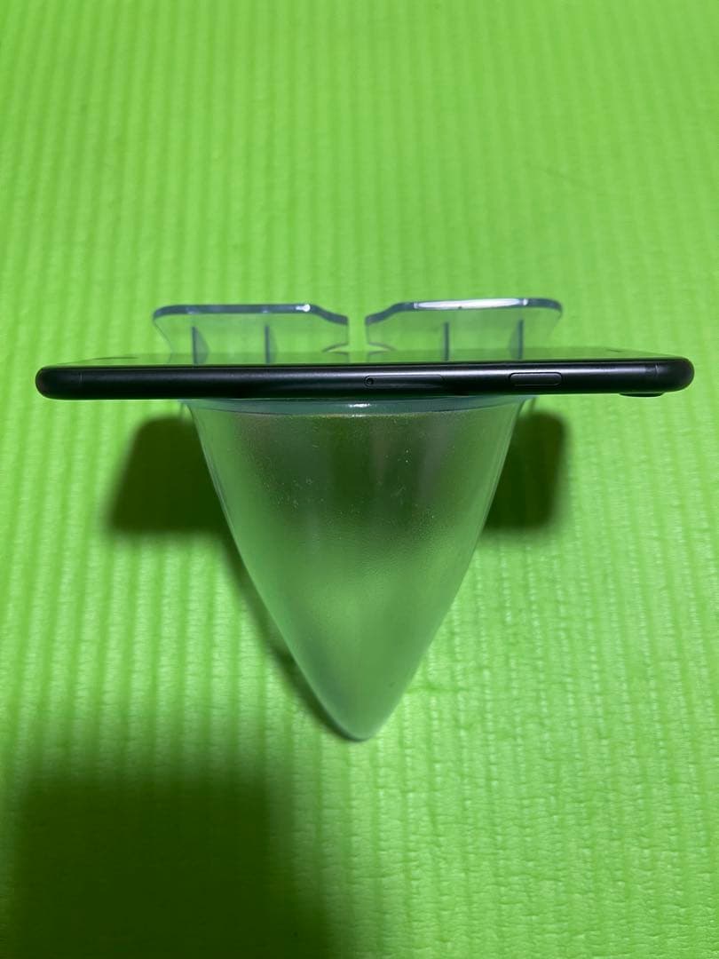 Iphone7 32GB ブラックSIMフリーバッテリー96%