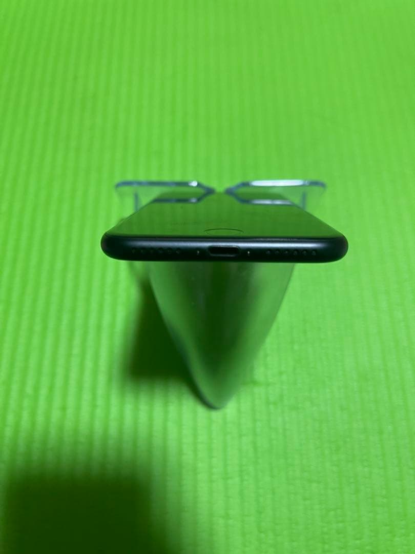 Iphone7 32GB ブラックSIMフリーバッテリー96%