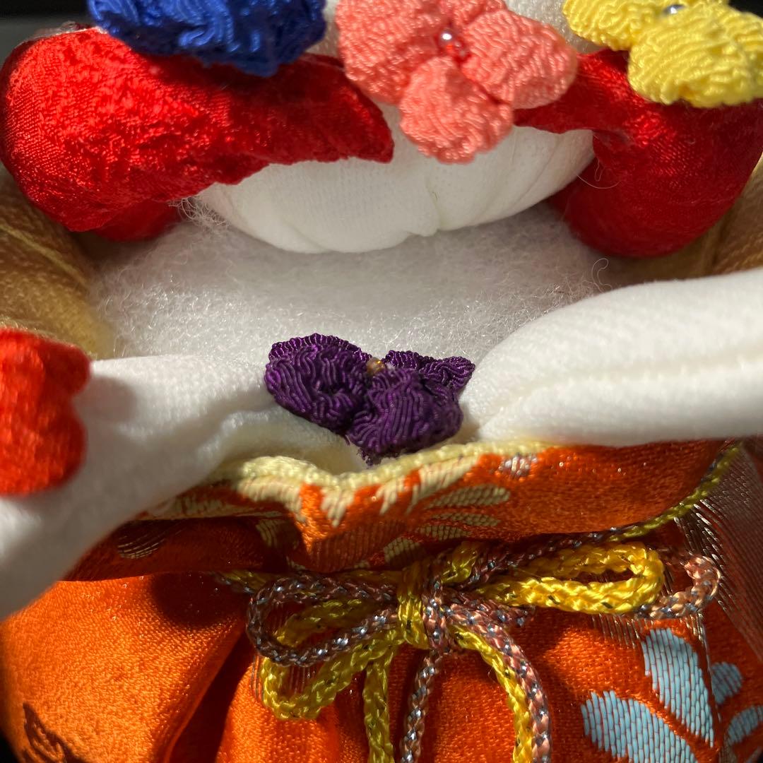 ちりめん細工　うさぎの人形　巾着　花うさぎ