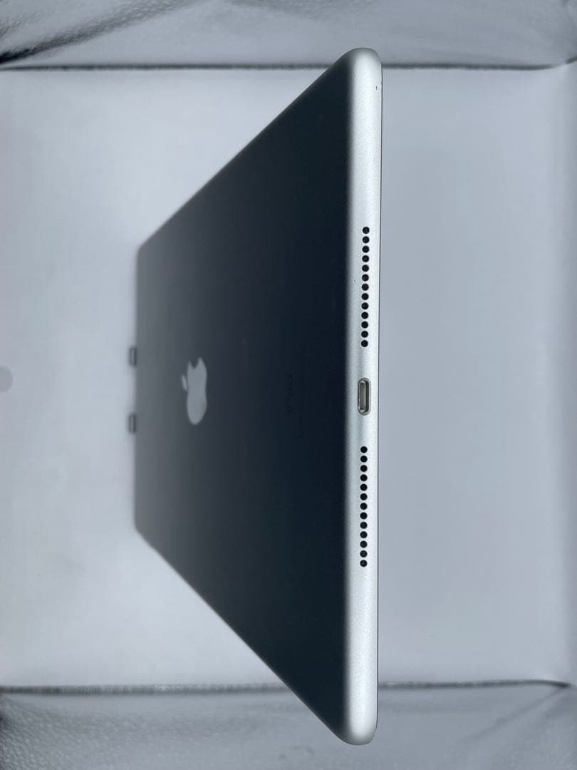 iPad 7世代 32GB バッテリー80%