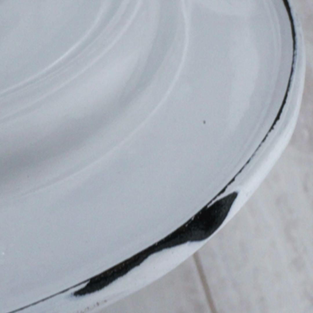 大きめサイズ カントリー ホーローブレッドケース 白