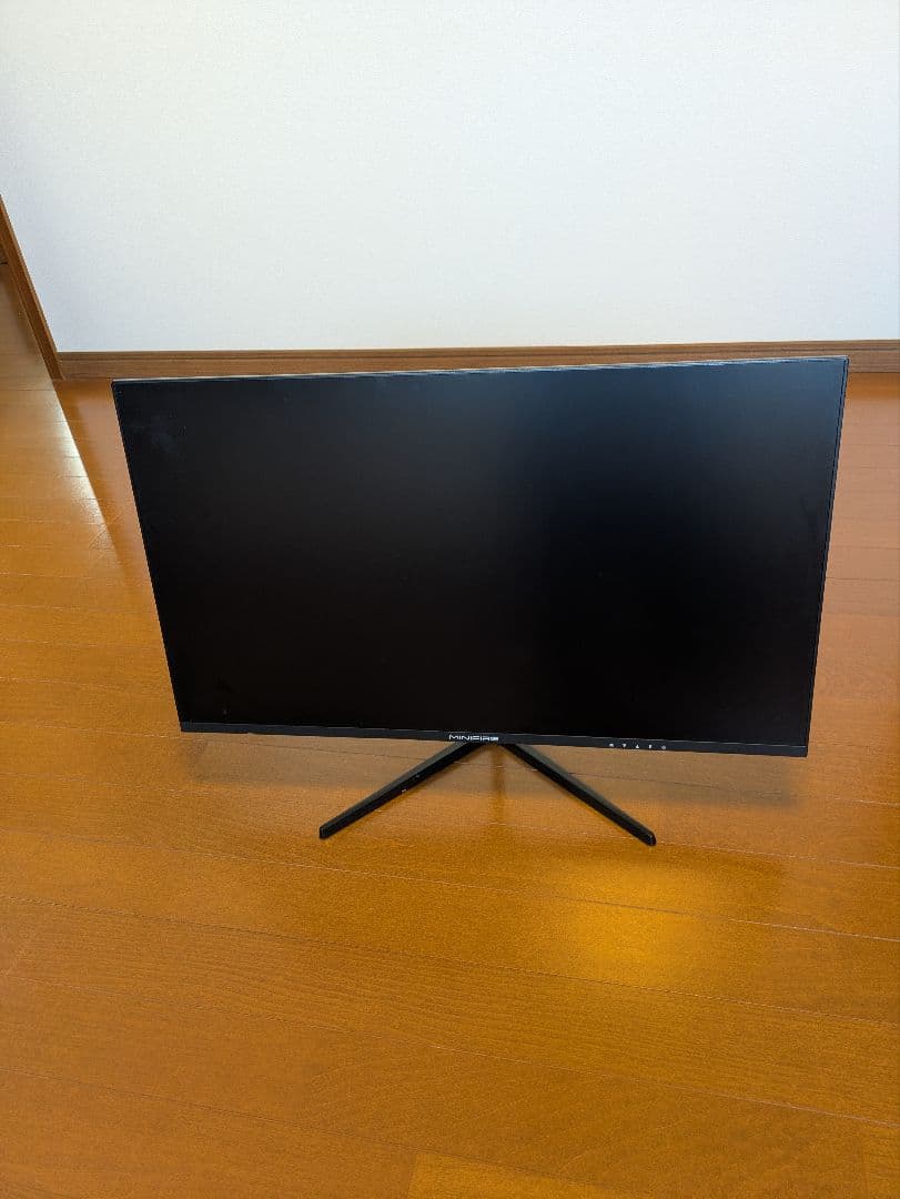 迫力の大画面２７型　スリムデザイン ディスプレイ 本体　ゲームにも　事務にも最適